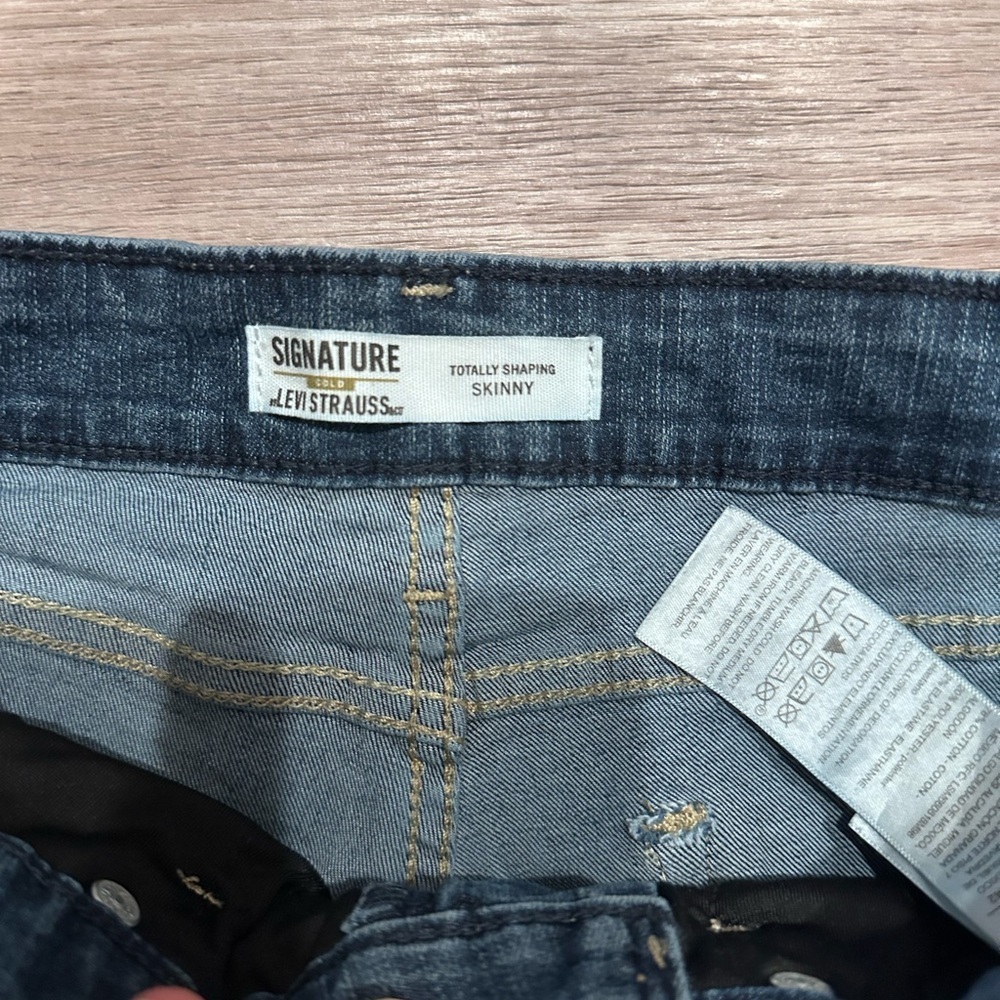Signature by Levi Strauss Indigo Skinny Jeans - Picture 2 of 5